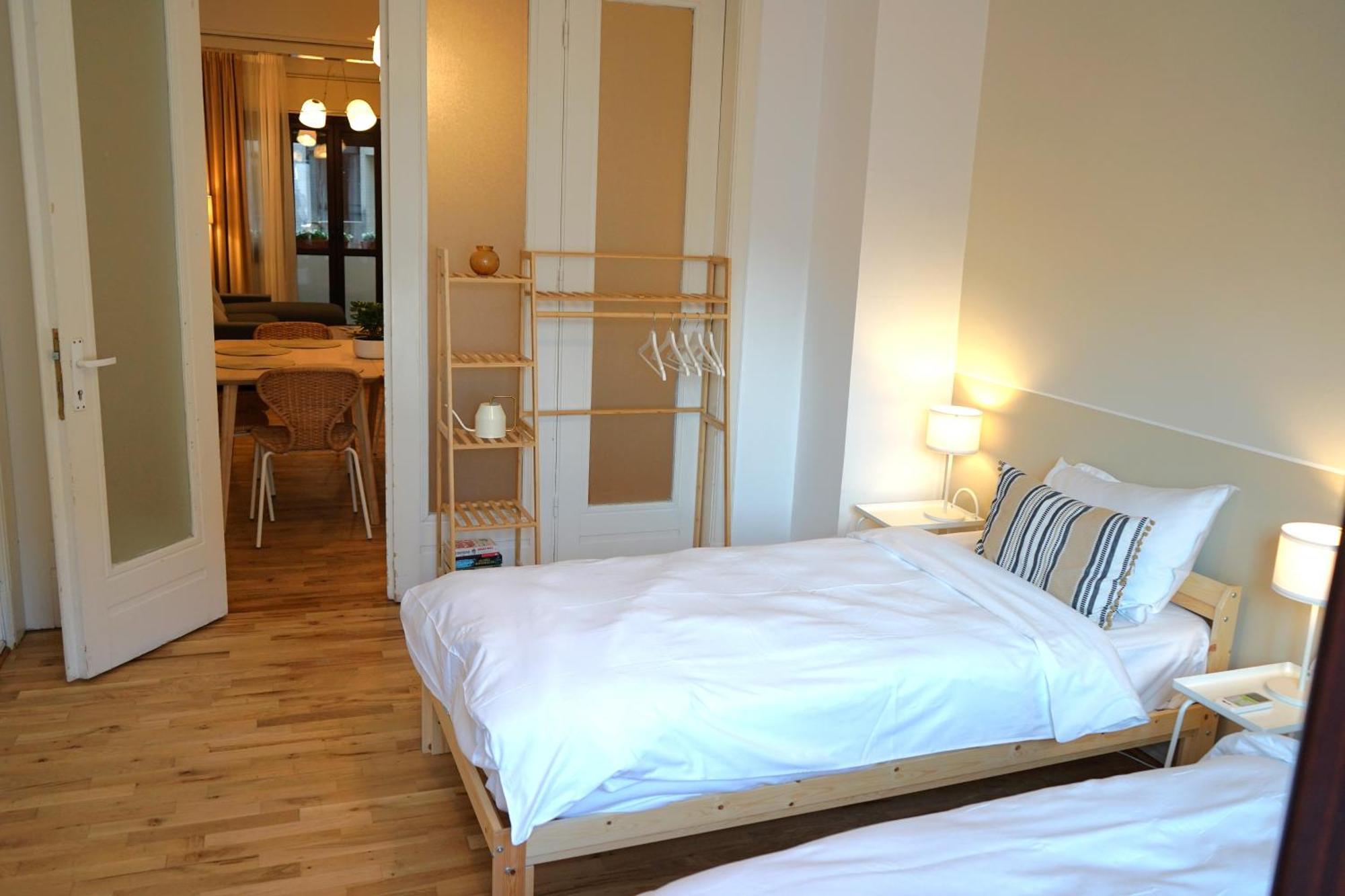 Spacious 3Br, 2Bt With 5 Balconies Bukarest Kültér fotó