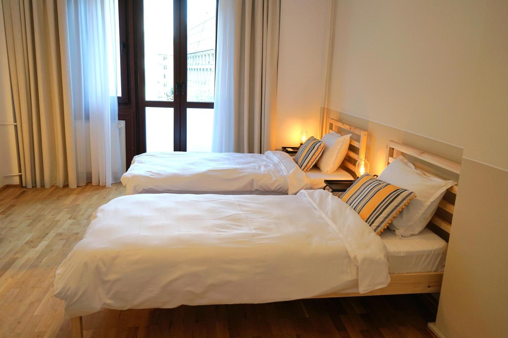 Spacious 3Br, 2Bt With 5 Balconies Bukarest Kültér fotó