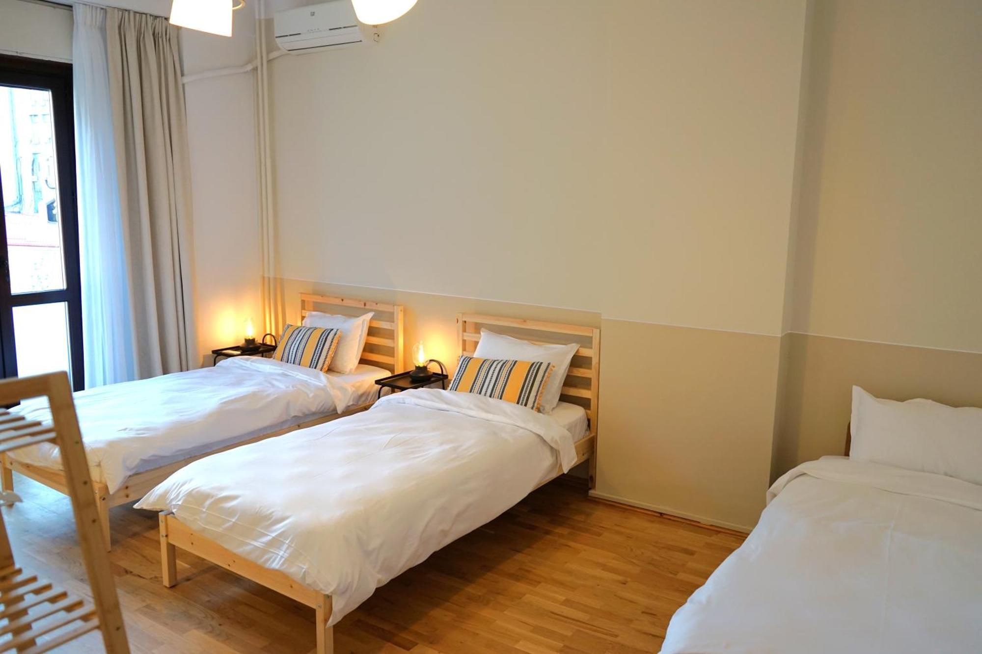 Spacious 3Br, 2Bt With 5 Balconies Bukarest Kültér fotó